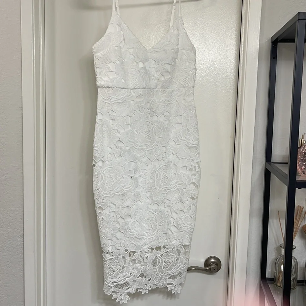 Boohoo Crochet Lace Midi Dress - Picture 4 of 5